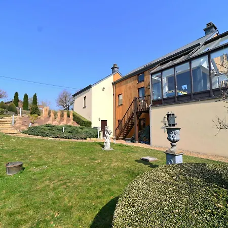 Le Hibou Is A Very Spacious Holiday For 6 Adults And 2 Children Holiday home Noiseux