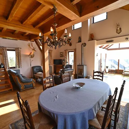 Le Hibou Is A Very Spacious Holiday For 6 Adults And 2 Children Noiseux